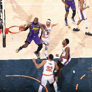 记者:若詹姆斯的交易成真 尼克斯似乎是合理的交易伙伴