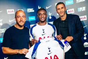 开云体育下载-热刺新援库杜斯：想娱乐球迷，帮助球队在英超和欧冠中走得更远