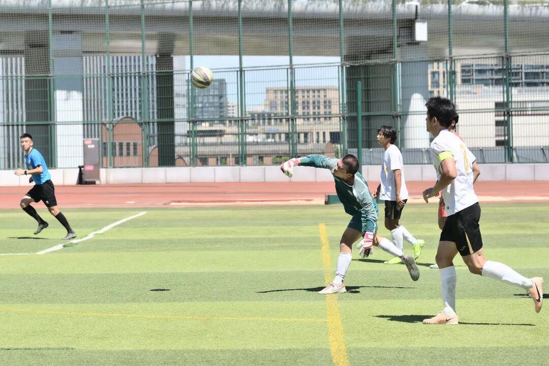 开云体育下载网页版-2025年上海城市业余联赛静安青年男子业余足球公开赛闭幕