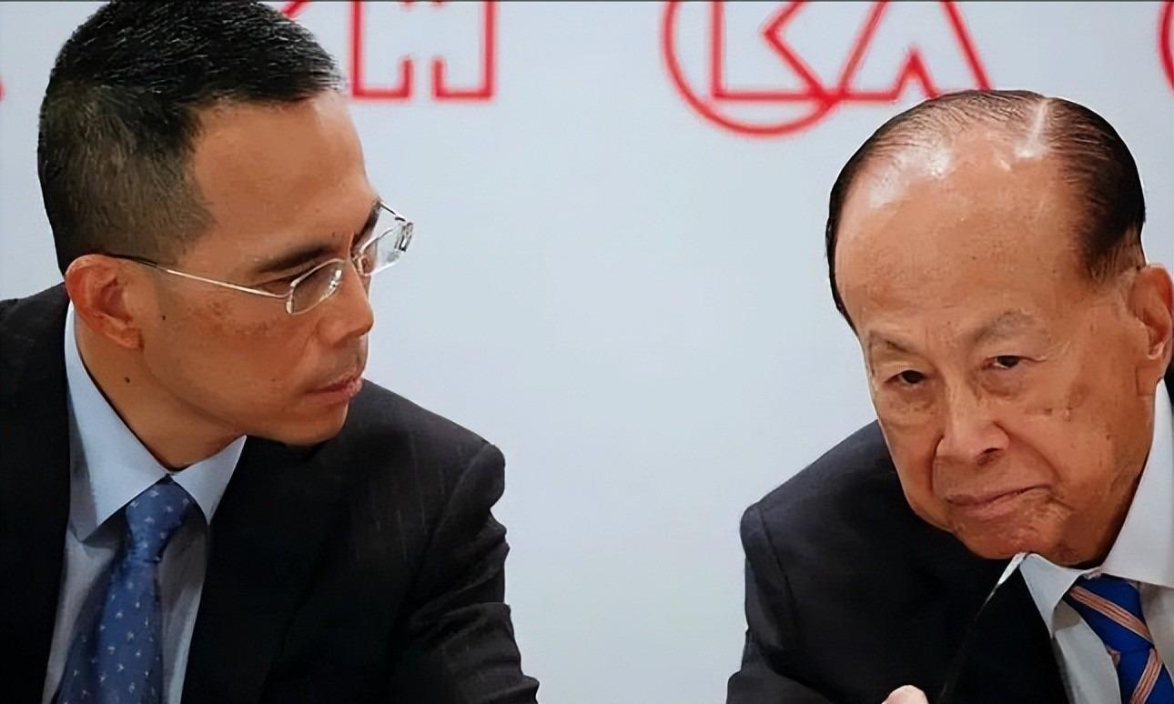 开云体育下载网址-2909亿身价有何用？97岁的李嘉诚无力回天，两个60岁儿子已成心病