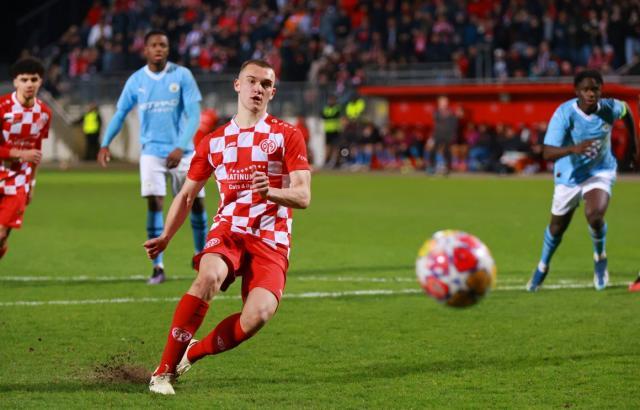 美因茨与拜仁创造历史！德甲靠U19队捍卫欧战荣誉