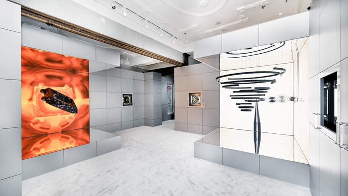 开云体育下载官网-泰格豪雅上海启幕毫秒之竞制表展，红牛RB22赛车震撼亮相|F1中国大奖赛|泰格豪雅(TAG Heuer)|展览|计时|先锋_新浪新闻