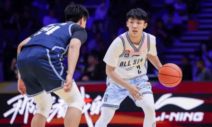 开云体育下载-CBA全明星赛：徐杰MVP、胡明轩三分冠军、陈家政星锐赛MVP|广东队|三分大赛|广东男篮|篮板|三分球_新浪体育_新浪新闻